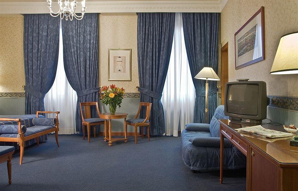Strozzi Palace Hotel Firenze Værelse billede